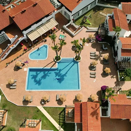 Nuramar Aparthotel-2